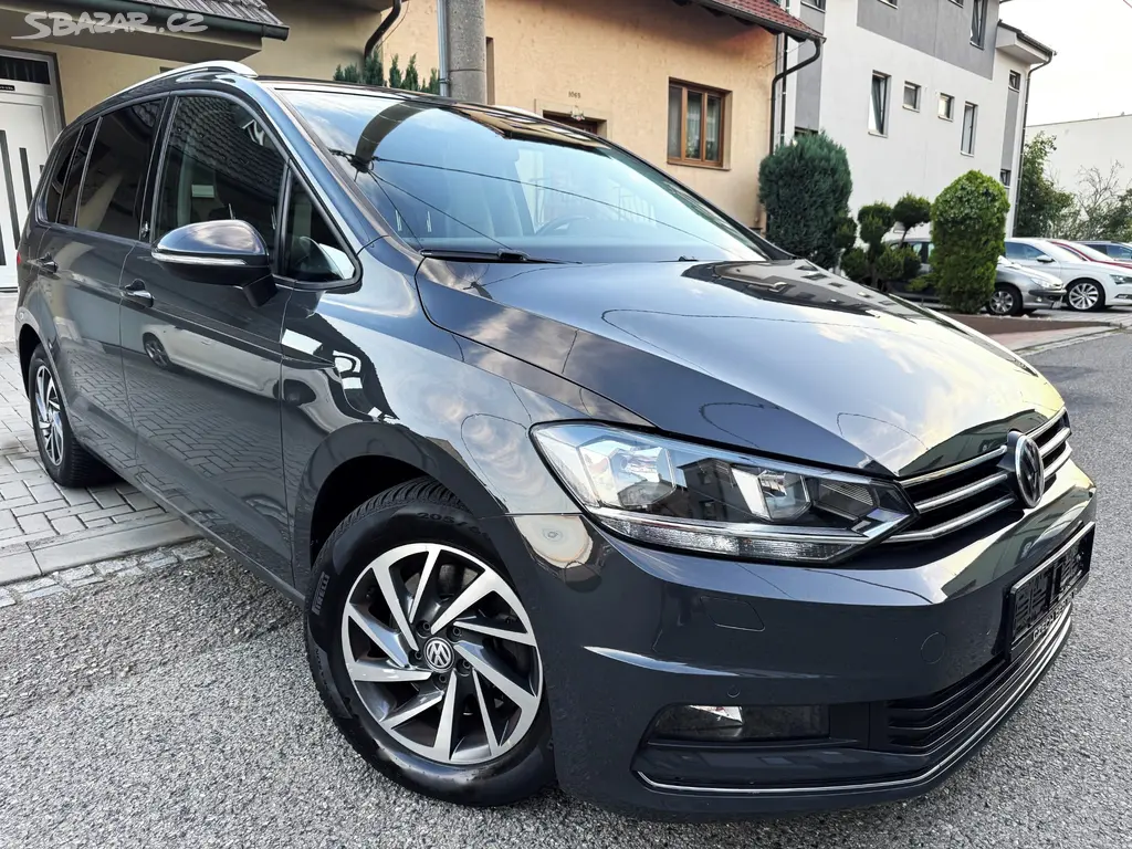 VOLKSWAGEN TOURAN 1.2TSI 7MÍST,NAVI,ACC,ALU,FRONT,